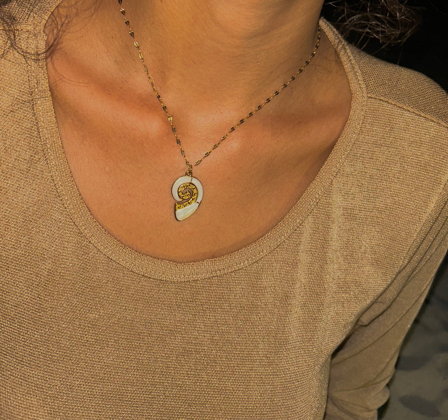 Collier Pearly Shell