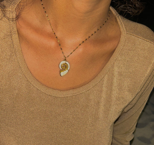 Collier Pearly Shell